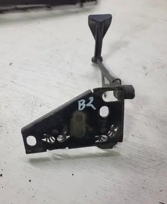Mercedes-Benz ML W163 Engine bonnet/hood lock/latch loop/hook A1638800660 ZGS003