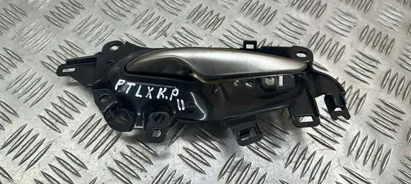 Lexus ES 250 - 300 - 330 Front door interior handle 69278