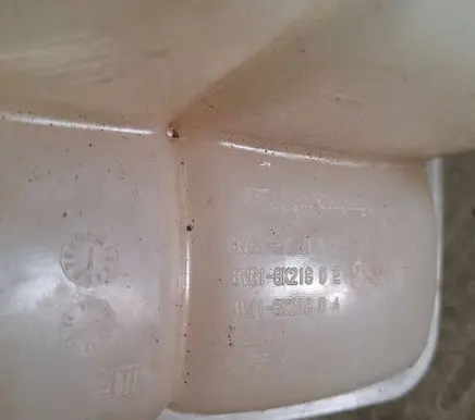 Ford Focus Coolant expansion tank/reservoir 8v61-8k218