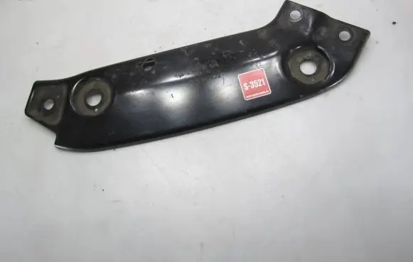 Radiator support slam panel bracket