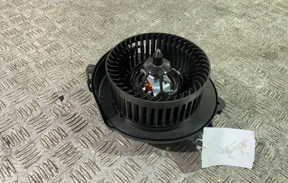 Volkswagen Tiguan Allspace Heater fan/blower 5WC819021A