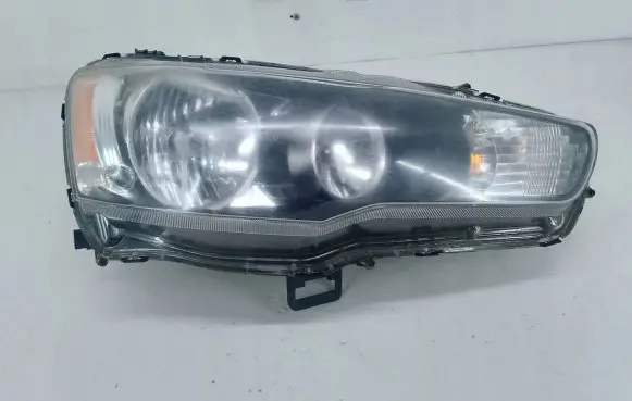 Mitsubishi Lancer VIII Headlight/headlamp P8597