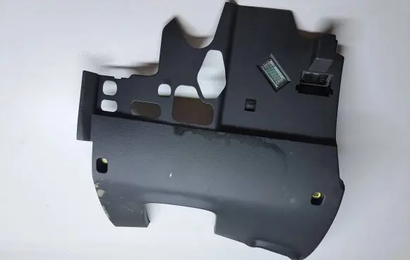 Dashboard lower bottom trim panel