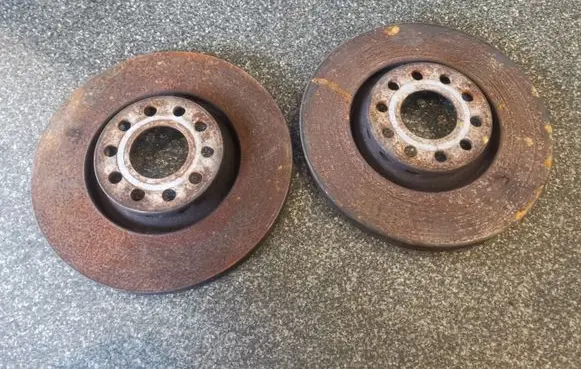 Audi A4 S4 B6 8E 8H Front brake disc