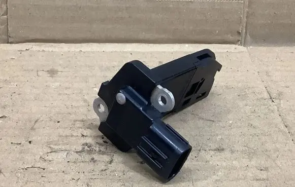 Toyota RAV 4 (XA40) Mass air flow meter 2220426010
