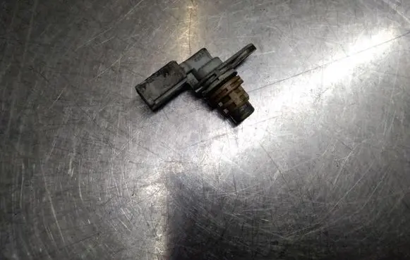 Camshaft position sensor