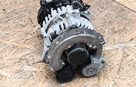 Hyundai Bayon Generator/alternator 3630007000 9CA705 2726652