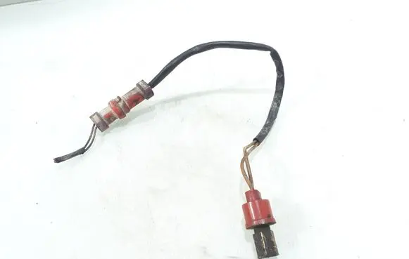 Audi A6 S6 C4 4A Air conditioning (A/C) pressure sensor 813971956