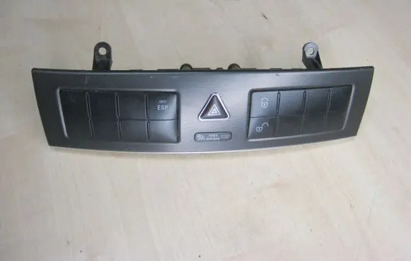 Mercedes-Benz C W203 Hazard light switch 2038215281