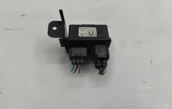 Subaru Forester SJ Window wiper relay 86121FJ002