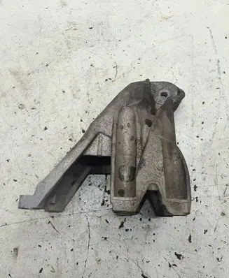 Volkswagen Touareg II Engine mounting bracket 03H199308 5511703 0311201191