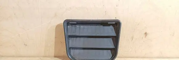 Volvo S60 Quarter panel pressure vent TRW2