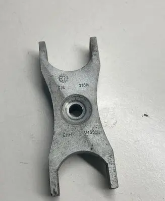 Audi A4 S4 B8 8K Fuel Injector clamp holder 03L216A