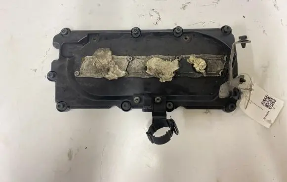 Audi A6 S6 C6 4F Rocker cam cover 