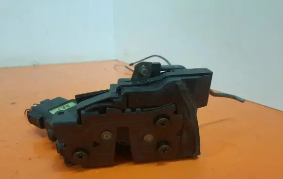 Audi A8 S8 D3 4E Rear door lock 3N6A-A26413-B