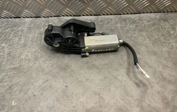 Mercedes-Benz C W203 Other interior part 0390203209