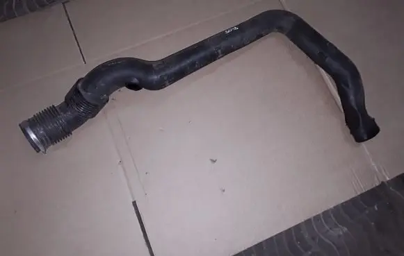 Land Rover Range Rover Sport L320 Intercooler hose/pipe AH227990AC 1038107S03