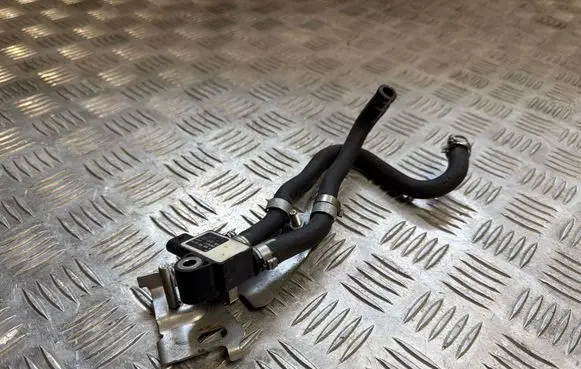 Mercedes-Benz GLE W167 Exhaust gas pressure sensor A0009056503 00015170 2C270