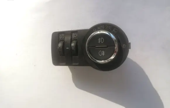 Opel Insignia A Light switch 13268694 251547