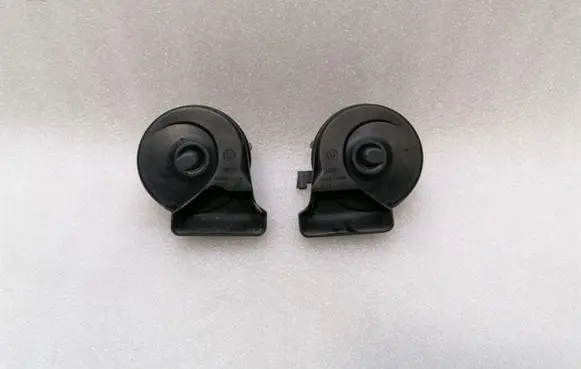 Mercedes-Benz SL R230 Horn signal A2305420220