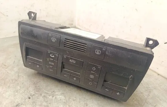 Audi A6 S6 C5 4B Climate control unit 4b0820043f