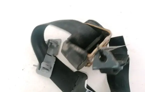 Peugeot 406 Rear seatbelt