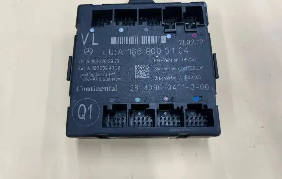 Mercedes-Benz B W246 W242 Door control unit/module A1669005104 A1669024302
