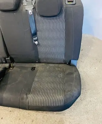 Peugeot 308 Second row seats 