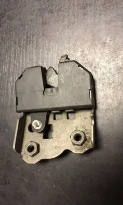 BMW 3 E46 Seat back rest lock catch 8209036