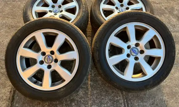 Volvo V60 R16 alloy rim 31200601