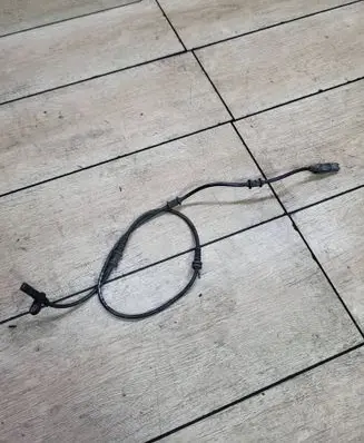 Mercedes-Benz B W246 W242 ABS brake wheel speed sensor A2465402510