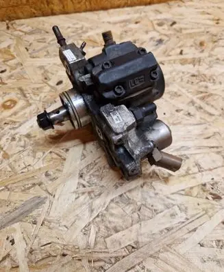 KIA Rio Fuel injection high pressure pump 331002A710 28277574 0637333GFR