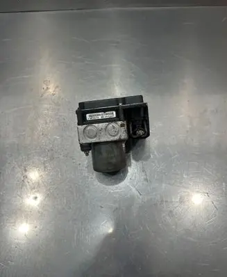 Peugeot 5008 ABS Pump 0265951325 00127J1035