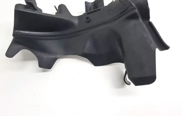 Intercooler air guide/duct channel