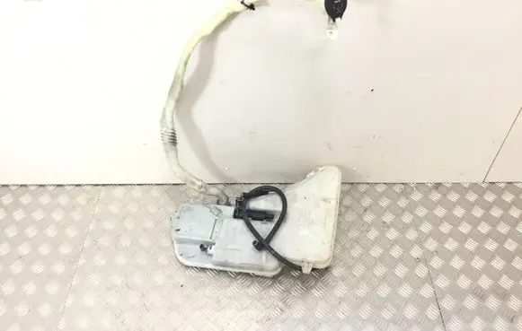 BMW 6 F12 F13 Windshield washer fluid reservoir/tank 7269663 7269665 7203270