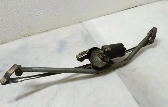 Volkswagen Transporter - Caravelle T4 Front wiper linkage and motor 701955113