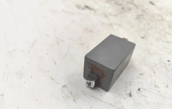 Ford Sierra Other relay 88AG18C641AA 68125