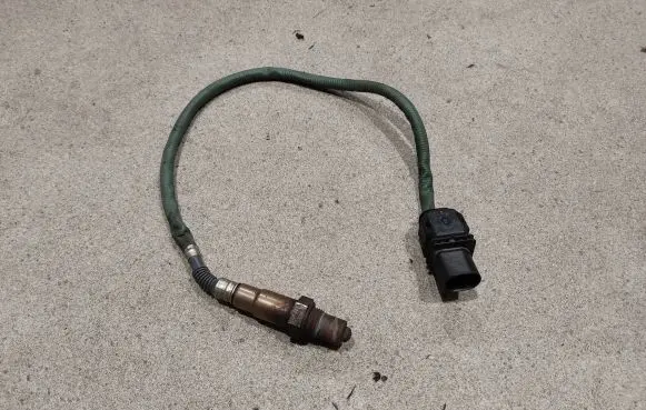 Mercedes-Benz C AMG W204 Lambda probe sensor A0035427018
