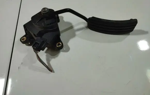 Renault Scenic II - Grand scenic II Accelerator throttle pedal 8200159645