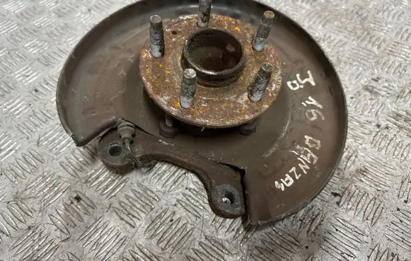 Opel Astra J Rear wheel hub
