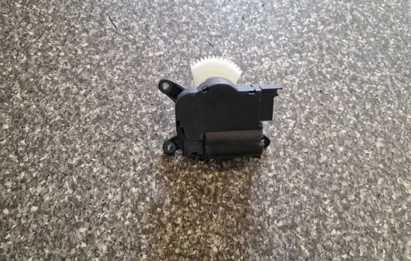Fiat Punto (199) Air flap motor/actuator 0144859