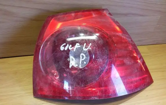 Volkswagen Golf V Rear/tail lights 1K6945096M