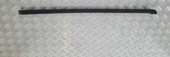 Isuzu D-Max Front door windshield rail 
