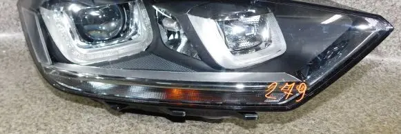 Volkswagen Golf Sportsvan Headlight/headlamp 517941752B