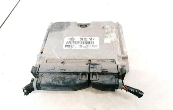 Volkswagen Golf IV Engine control unit/module 0281001611 038906918D