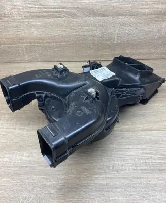 Mercedes-Benz ML W166 Interior heater climate box assembly housing A16683000086 9304050