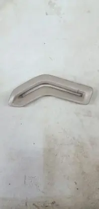 Volvo V50 Seat belt trim 8665744