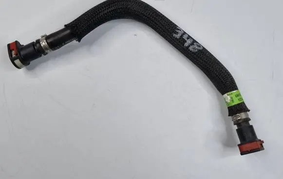 Dodge Challenger Fuel line/pipe/hose 68410860AB