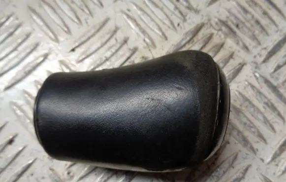 Mazda 2 Gear lever shifter trim leather/knob 
