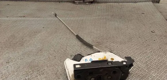 Seat Ibiza IV (6J,6P) Rear door lock 6J0839016A
